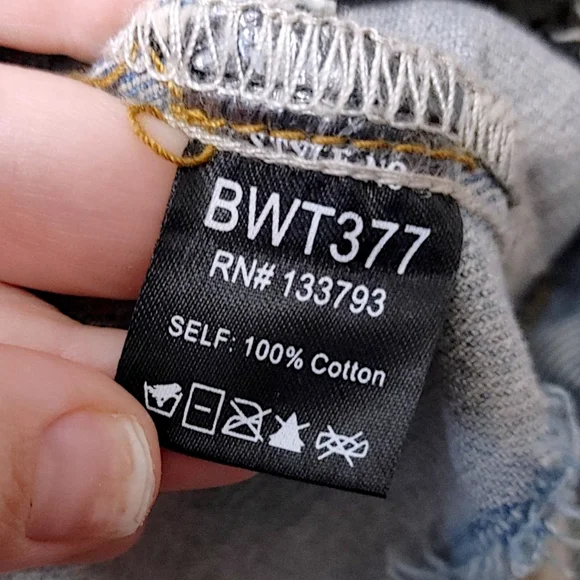 POL Snakeskin Patch Button Up Dustressed Denim Jean Jacket Women's Size Large L - Picture 12 of 15